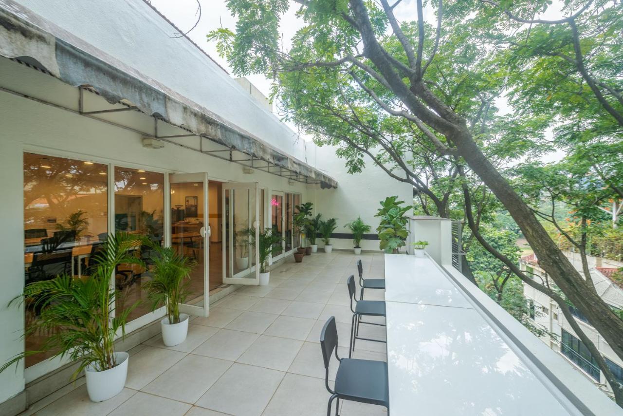 Olive Hotel Magrath By Embassy Group Bangalore Exterior foto