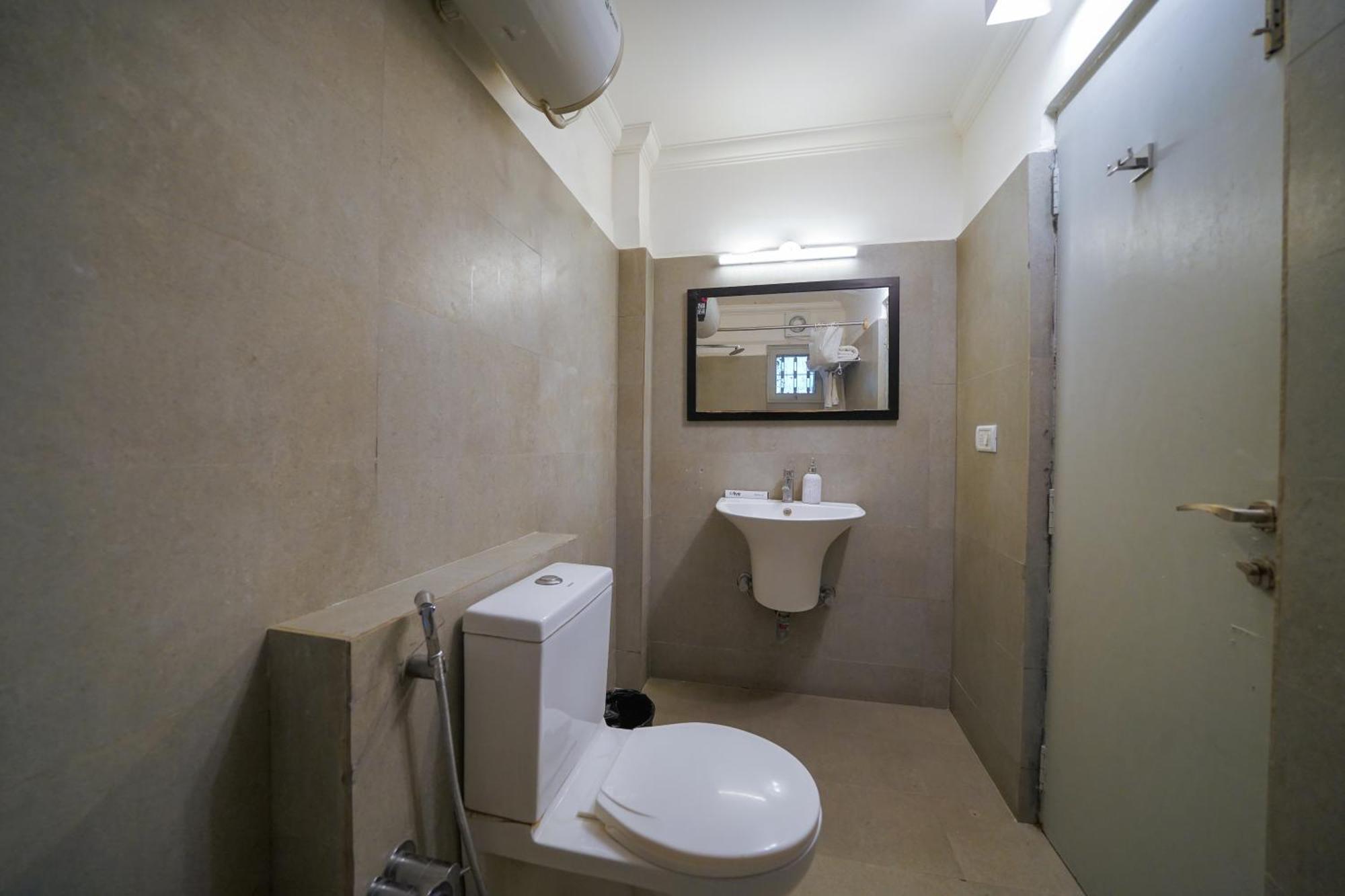 Olive Hotel Magrath By Embassy Group Bangalore Exterior foto